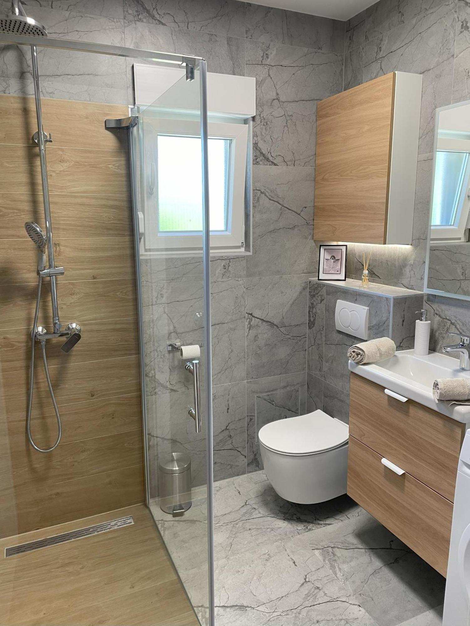 Penny Epetium Appartement Stobreč Buitenkant foto